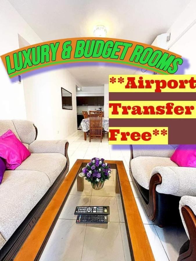 Qiqi Airport Villa Katunayaka Bagian luar foto